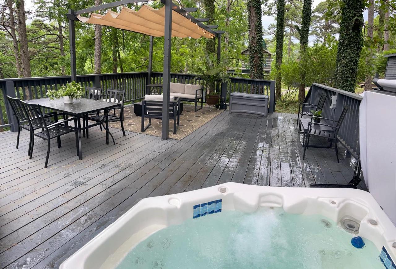 Cabin #6 With Hot Tub Deck And Sunset View At Loblolly Pines Eureka Springs Luaran gambar